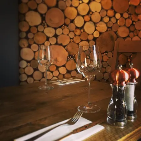 The Greyhound, Near Bedale Locanda