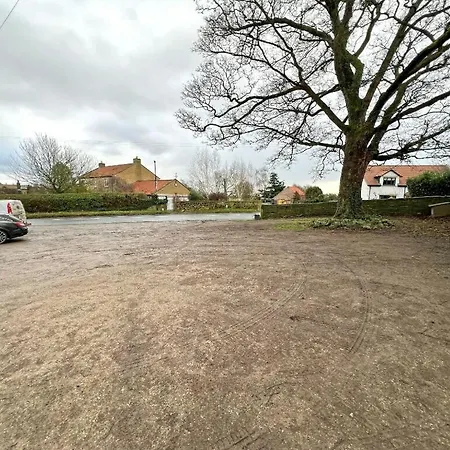 The Greyhound, Near Bedale 여관 *