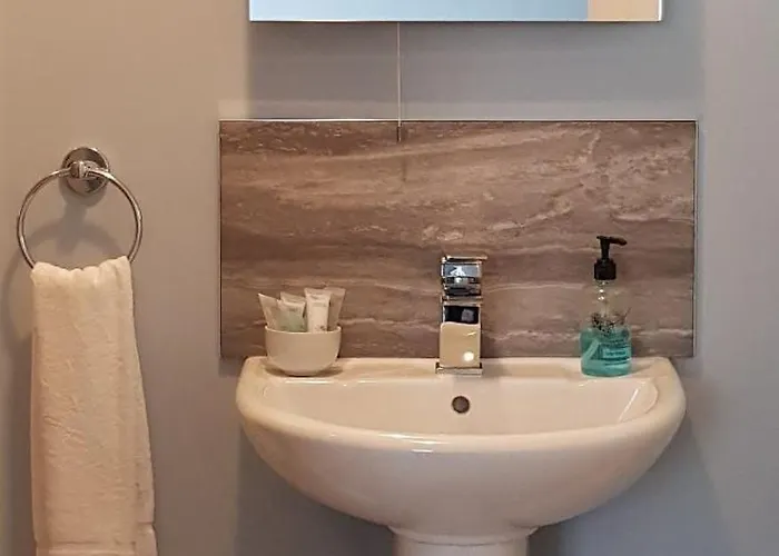 The Greyhound, Near Bedale 여관 *