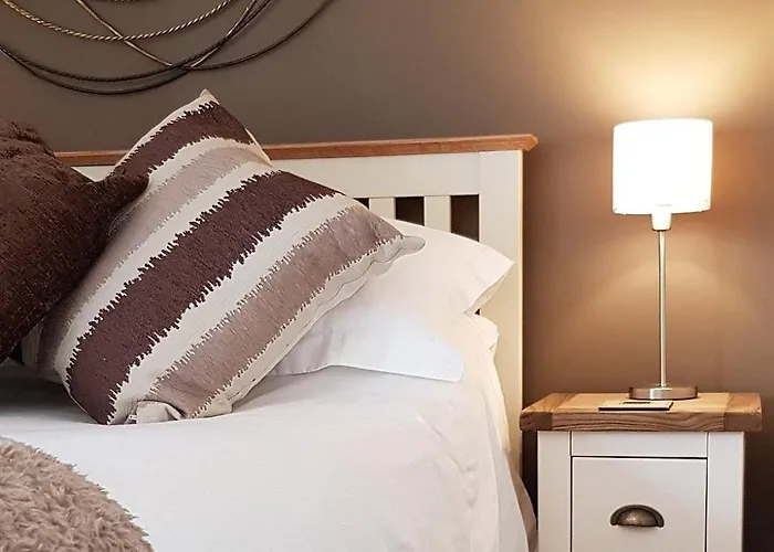 The Greyhound, Near Bedale * Hackforth