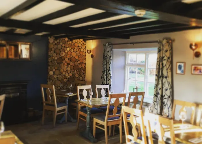 The Greyhound, Near Bedale 여관 *