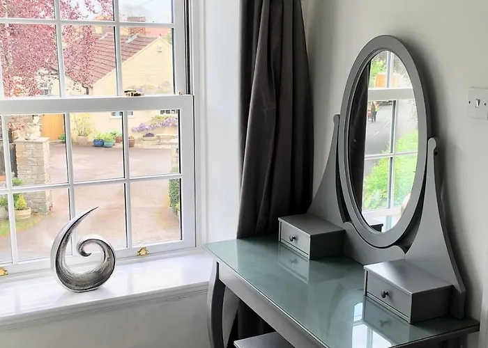 The Greyhound, Near Bedale * Hackforth